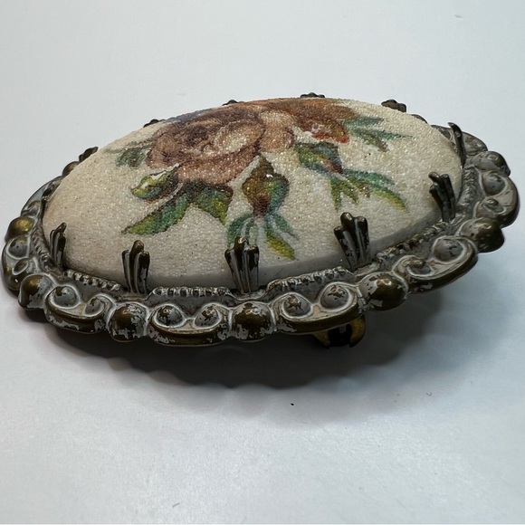 Vintage Estate Western Germany Signed Floral Sugar Rose Cameo Brooch Pin - Picture 10 of 17